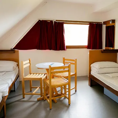 Auberge De Jeunesse Hi Cancale Room photo
